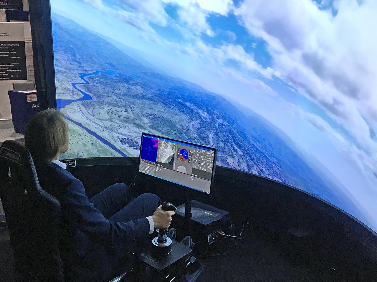 Sim 09 curved dome projection simulator